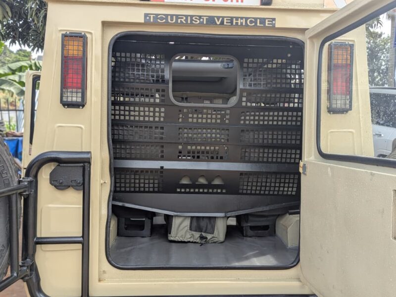 Luggage and coffee box storage in a safari vehicle